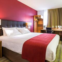 Отель Holiday Inn Clermont-Ferrand Centre Франция, Клермон-Ферран - отзывы, цены и фото номеров - забронировать отель Holiday Inn Clermont-Ferrand Centre онлайн комната для гостей фото 5
