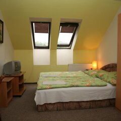 Отель Pension Albert & Residence Прага сейф в номере