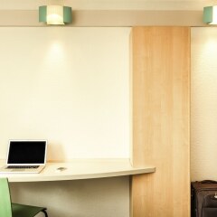 Отель ibis Paris Porte De Bercy Франция, Шарантон-ле-Пон - 1 отзыв об отеле, цены и фото номеров - забронировать отель ibis Paris Porte De Bercy онлайн удобства в номере фото 2