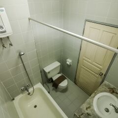 Отель Nida Rooms Srinakarin Rama Suan Luang ванная