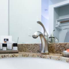 Отель Gage Residence at UBC Канада, Аптаун - отзывы, цены и фото номеров - забронировать отель Gage Residence at UBC онлайн ванная