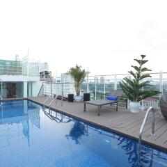 Sunline Paon Hotel бассейн