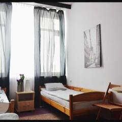 Отель ZiZi Central Hostel Польша, Варшава - отзывы, цены и фото номеров - забронировать отель ZiZi Central Hostel онлайн комната для гостей фото 2