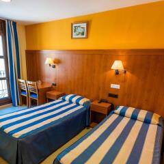 Hotel Cantón Барселона сейф в номере