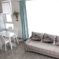 Апартаменты Apartment on Kamyshovaya 41, apt 19 комната для гостей фото 3