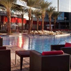 Отель Elara by Hilton Grand Vacations - Center Strip США, Лас-Вегас - 8 отзывов об отеле, цены и фото номеров - забронировать отель Elara by Hilton Grand Vacations - Center Strip онлайн с домашними животными