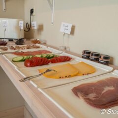 Отель B&B Stoega Бельгия, Брюгге - отзывы, цены и фото номеров - забронировать отель B&B Stoega онлайн питание фото 3