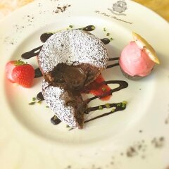Отель Hostellerie Du Cheval Blanc Аоста с домашними животными