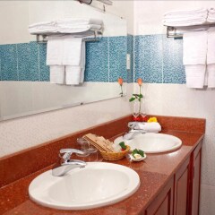 Отель Nhat Thanh Hotel Вьетнам, Нячанг - отзывы, цены и фото номеров - забронировать отель Nhat Thanh Hotel онлайн фото 10