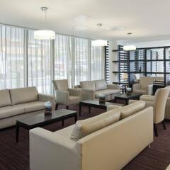 Отель Holiday Inn London Commercial Road интерьер отеля
