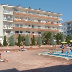 Отель Apartaments AR Lotus Испания, Бланес - отзывы, цены и фото номеров - забронировать отель Apartaments AR Lotus онлайн детские мероприятия