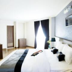 Отель Poste 43 Residence Бангкок комната для гостей фото 2
