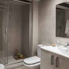 Апартаменты AinB Eixample-Entenza Apartments ванная
