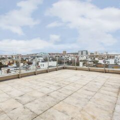 Апартаменты Brighton Beach Apartments спортивное сооружение