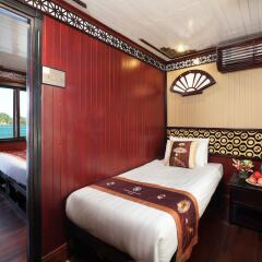 Отель Halong Apricot Cruise спа