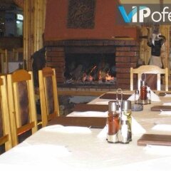 Отель Family Hotel Karov Болгария, Чепеларе - отзывы, цены и фото номеров - забронировать отель Family Hotel Karov онлайн интерьер отеля