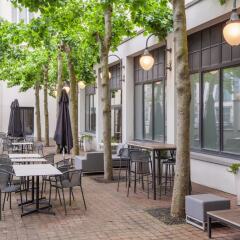 Отель Crowne Plaza Brussels - Le Palace гостиничный бар