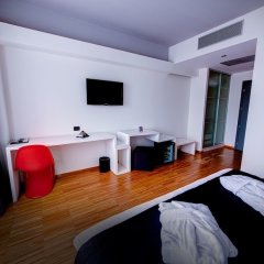 Отель Sarroglia Румыния, Бухарест - отзывы, цены и фото номеров - забронировать отель Sarroglia онлайн удобства в номере фото 2