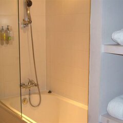 Отель Fox Apartments Великобритания, Лондон - 5 отзывов об отеле, цены и фото номеров - забронировать отель Fox Apartments онлайн ванная фото 2