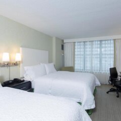Отель Hampton Inn & Suites Chicago Downtown комната для гостей фото 5