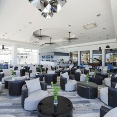 Отель Flora Garden Beach Club - Adults Only гостиничный бар