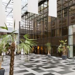 Отель NH Collection Berlin Mitte Friedrichstrasse городской автобус