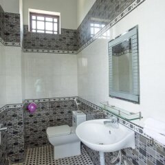 Отель Tra Que Flower Homestay Вьетнам, Хойан - отзывы, цены и фото номеров - забронировать отель Tra Que Flower Homestay онлайн ванная фото 2