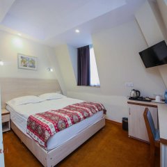 Urban Boutique Hotel in Tbilisi, Georgia from 78$, photos, reviews - zenhotels.com guestroom photo 4