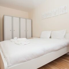 Отель 3Bed House 3 Minutes from Hoxton Station комната для гостей фото 3