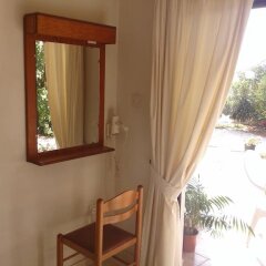 Отель Arilena Holiday Apartments Кипр, Пафос - отзывы, цены и фото номеров - забронировать отель Arilena Holiday Apartments онлайн балкон