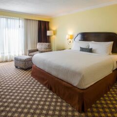 Отель Courtyard by Marriott Toluca Airport комната для гостей фото 2