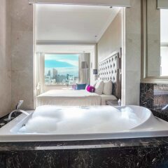 Отель Radisson Blu Plaza Bangkok Бангкок спа