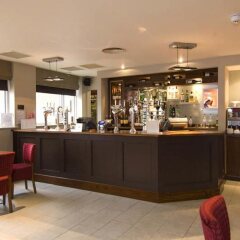 Отель Premier Inn Manchester City Centre - Deansgate Locks гостиничный бар