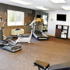 Отель Fairfield Inn & Suites by Marriott Albuquerque Airport фитнесс-зал фото 2
