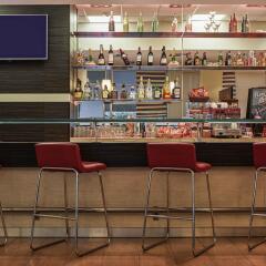 Отель ibis Merida гостиничный бар