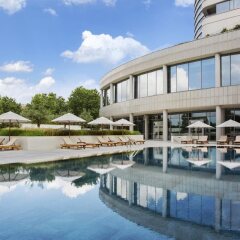 Conrad Istanbul Bosphorus Турция, Стамбул - 3 отзыва об отеле, цены и фото номеров - забронировать отель Conrad Istanbul Bosphorus онлайн бассейн фото 3