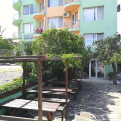 Perla Hostel Генерал-Кантраджиево фото 15