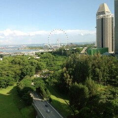 Отель Pan Pacific Serviced Suites Beach Road, Singapore балкон