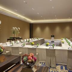 Отель The Mulia Bali