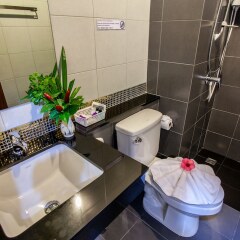 Wanarom Residence Hotel ванная