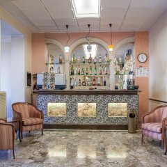 Отель Terme La Serenissima Италия, Абано-Терме - отзывы, цены и фото номеров - забронировать отель Terme La Serenissima онлайн гостиничный бар