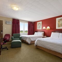 Ridgetown Inn in Chatham, Canada from 213$, photos, reviews - zenhotels.com guestroom photo 2