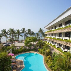 Отель The Bliss Suite Patong бассейн фото 2