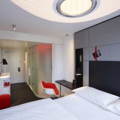 Отель citizenM Copenhagen Radhuspladsen комната для гостей фото 3