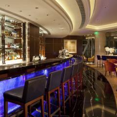 Shanghai Marriott Hotel City Centre гостиничный бар