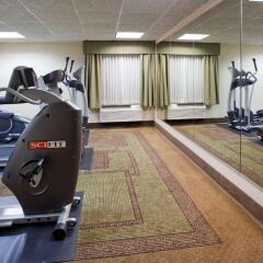 Отель La Quinta Inn Minneapolis Airport Блумингтон фитнесс-зал фото 2