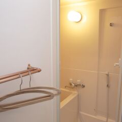 Отель KITSUNE SHIPPO - Hostel Япония, Токио - отзывы, цены и фото номеров - забронировать отель KITSUNE SHIPPO - Hostel онлайн ванная фото 2