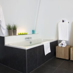 Poort Beach Hotel Apartments Bloemendaal ванная