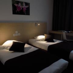 Hotel Paris Saint-Ouen комната для гостей фото 3