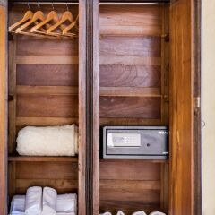 Отель Suites Los Camilos - Adults Only Мексика, Мехико - отзывы, цены и фото номеров - забронировать отель Suites Los Camilos - Adults Only онлайн сейф в номере